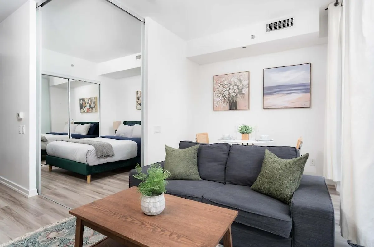 Apartamento 1Bd Next To Queen St - Most Ideal Location Toronto Canadá