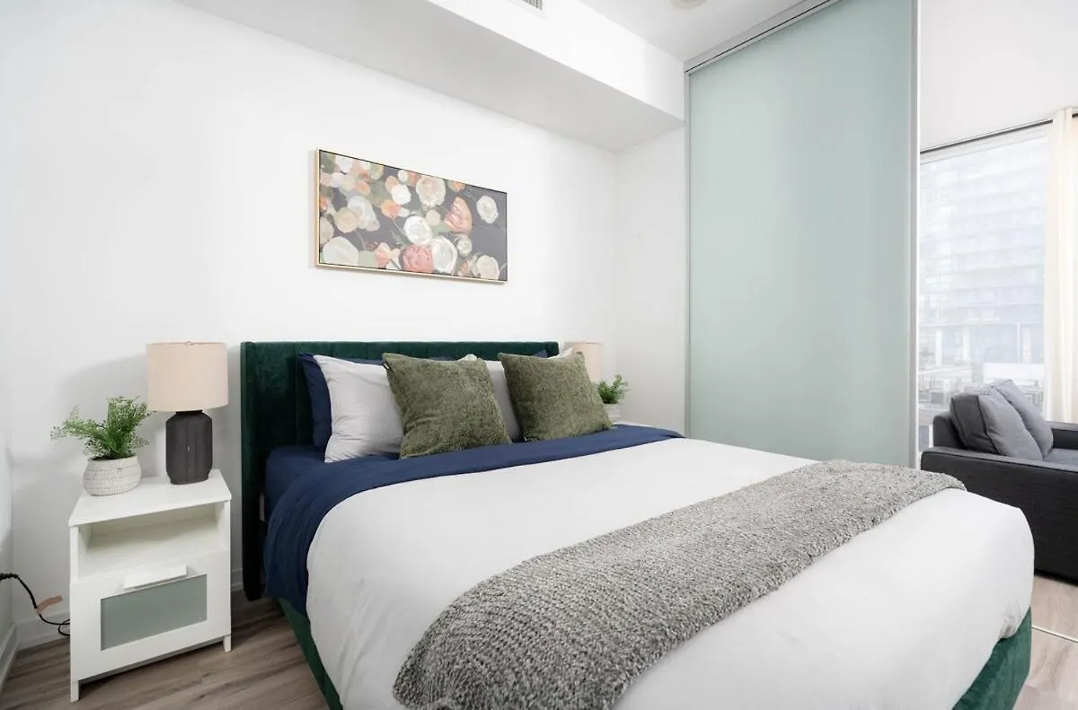 1Bd Next To Queen St - Most Ideal Location Toronto 0*,  Canadá